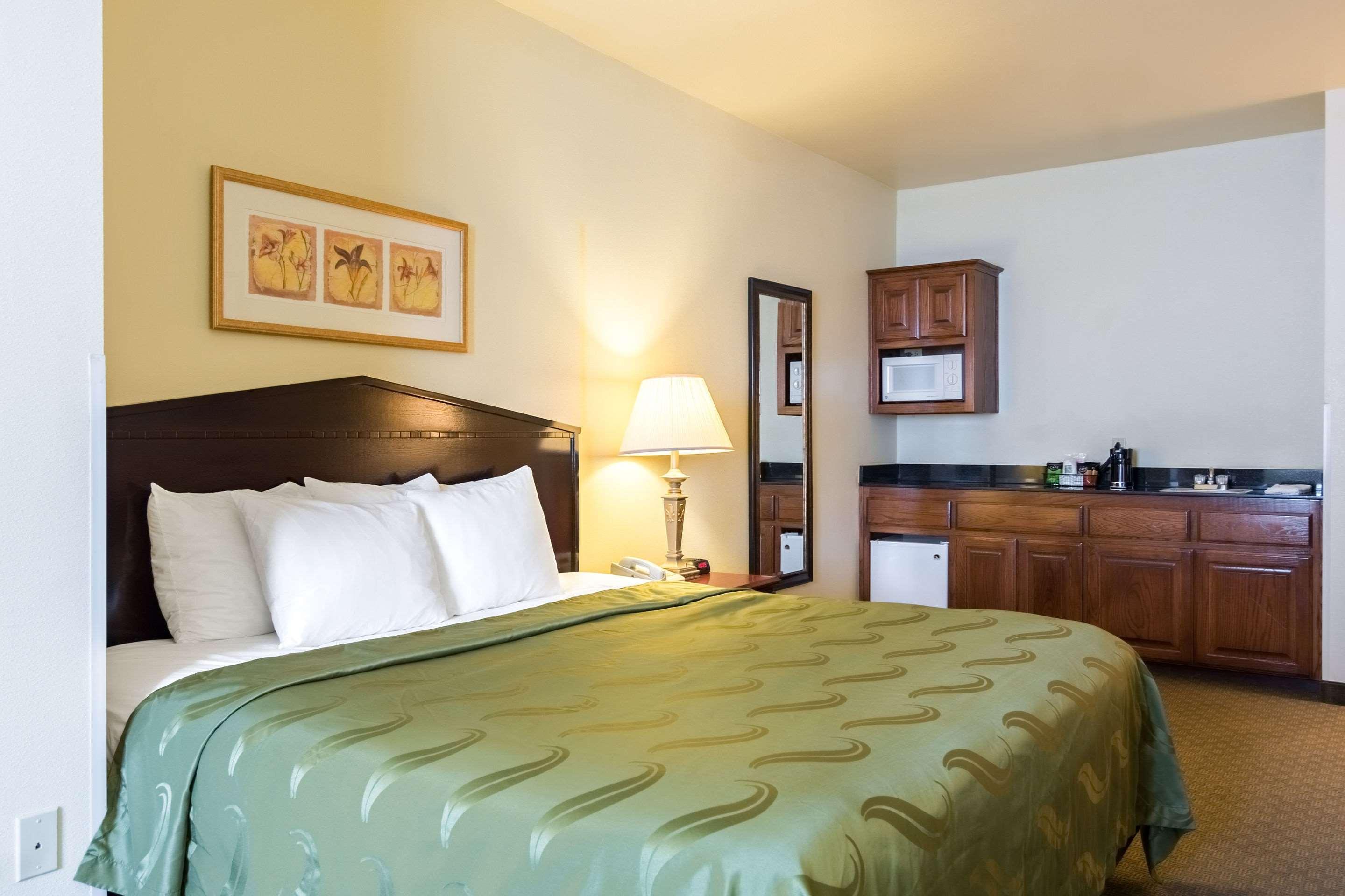 Quality Inn & Suites Of Alma - Northeast From Fort Smith Bagian luar foto
