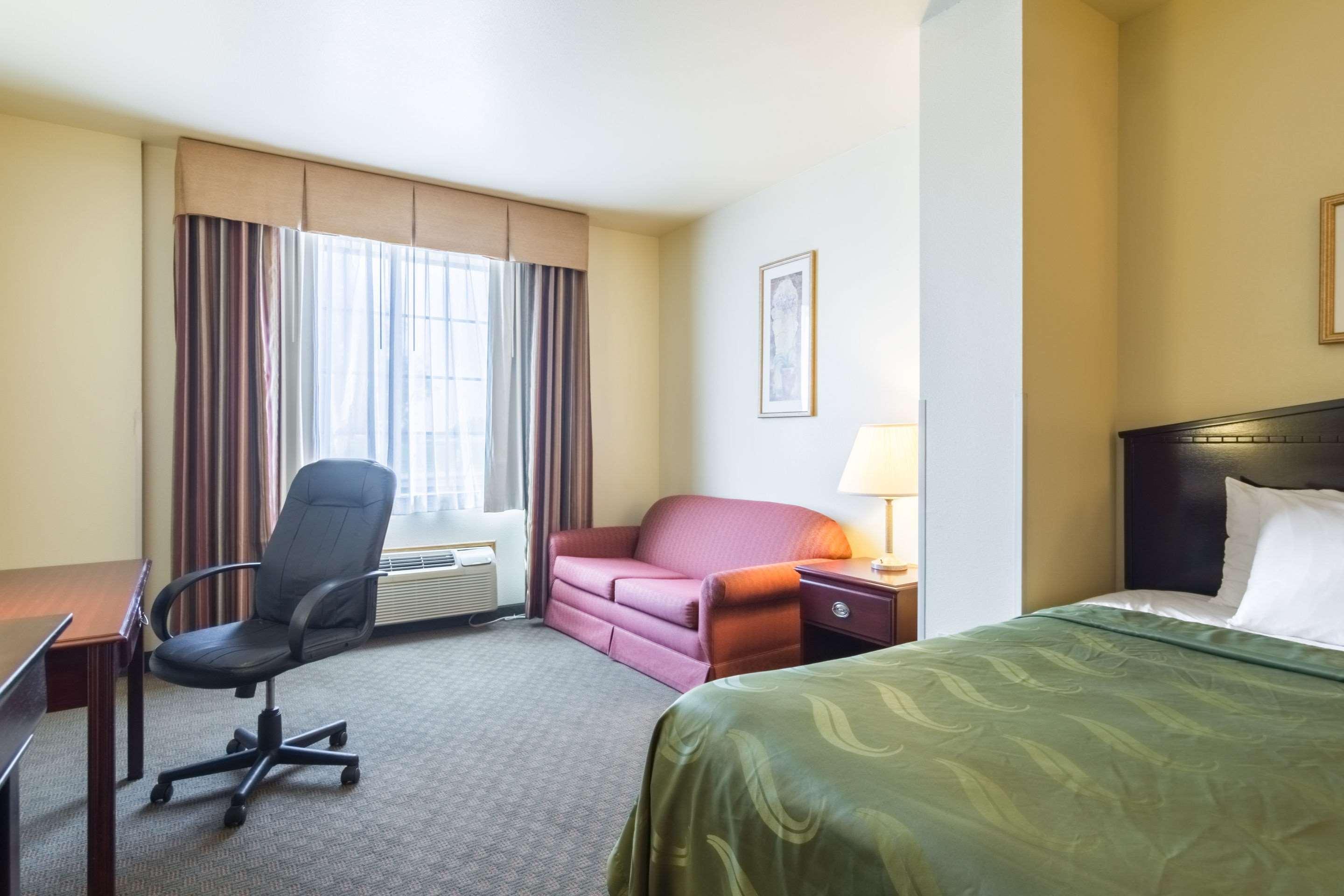 Quality Inn & Suites Of Alma - Northeast From Fort Smith Bagian luar foto