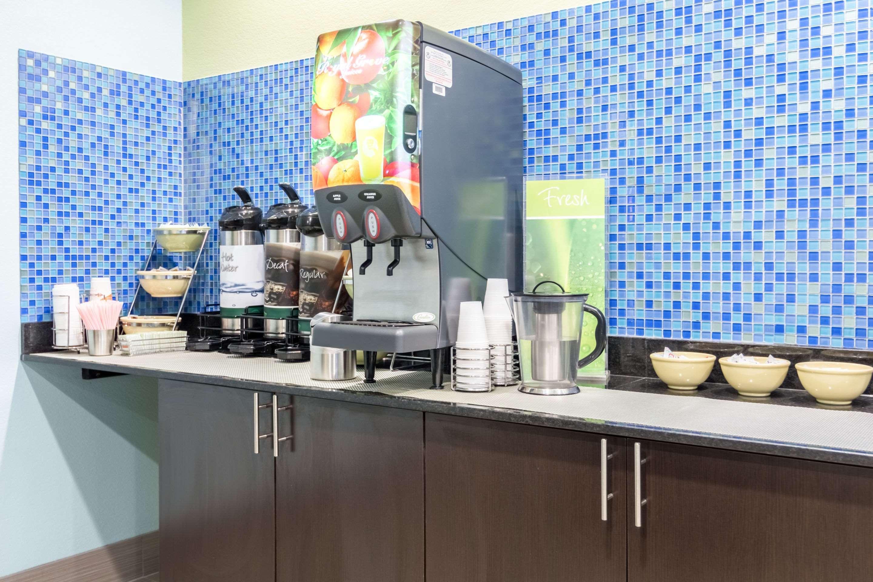 Quality Inn & Suites Of Alma - Northeast From Fort Smith Bagian luar foto