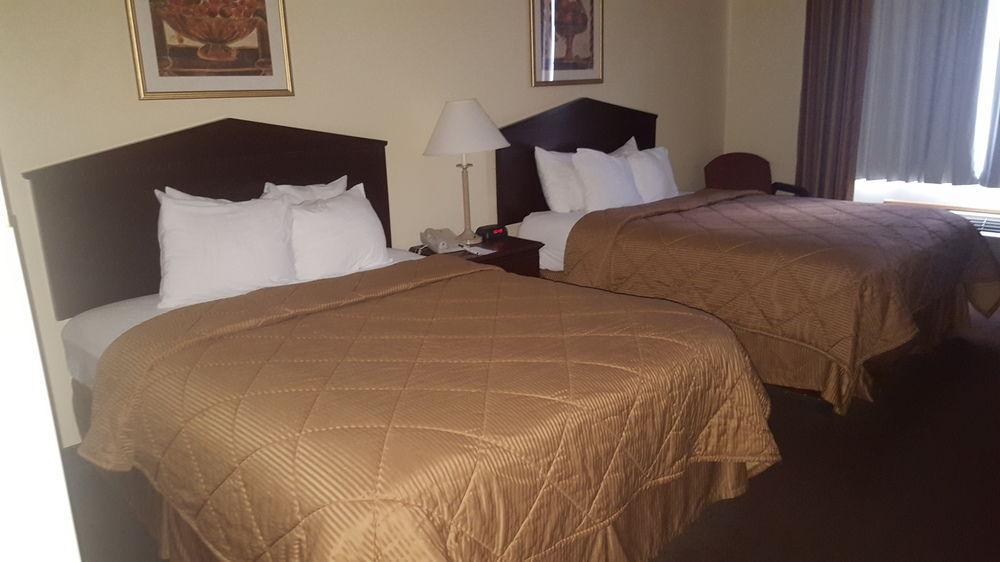 Quality Inn & Suites Of Alma - Northeast From Fort Smith Bagian luar foto